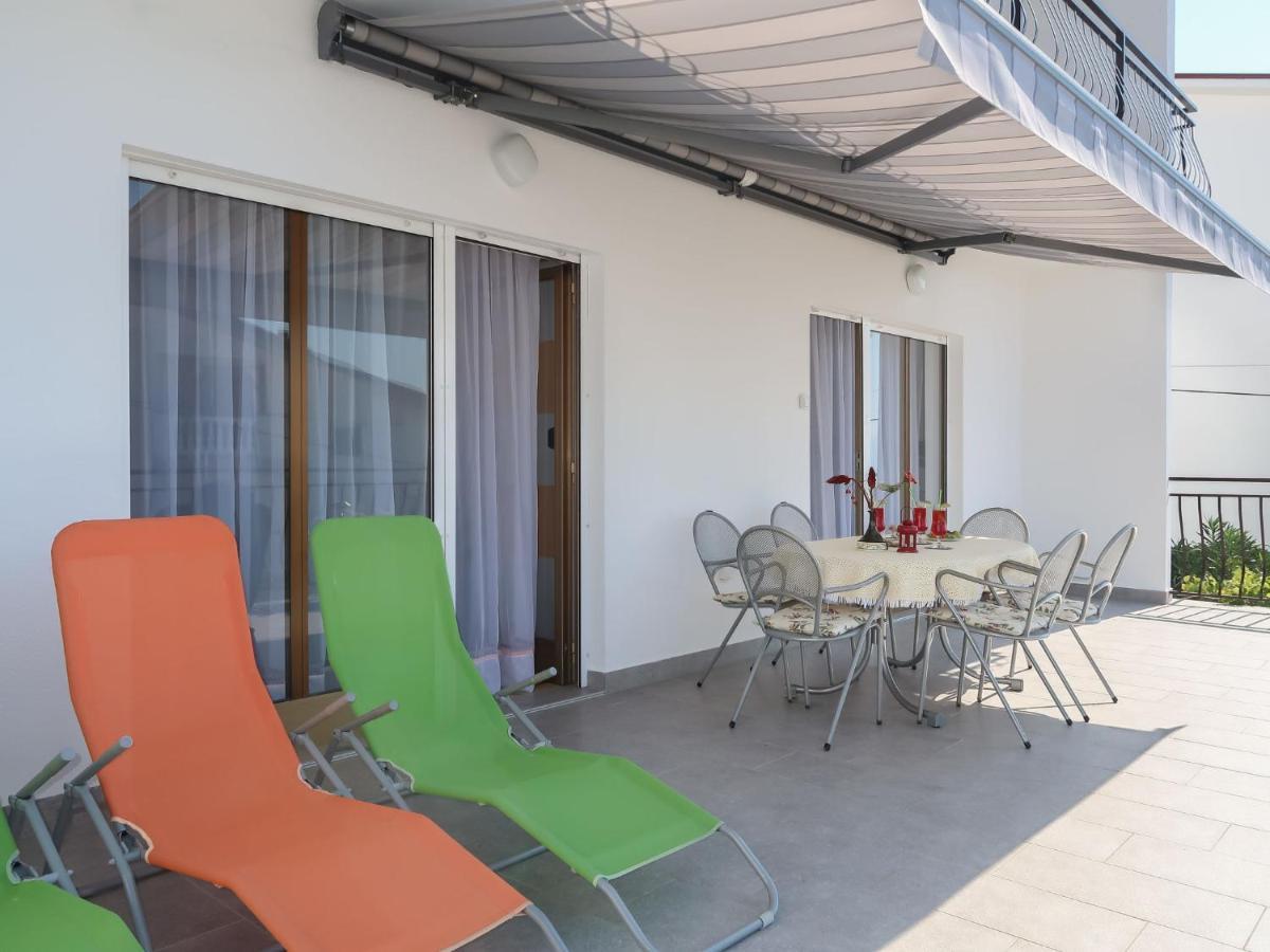 Apartment Rea - Ckv110 By Interhome Crikvenica Bagian luar foto